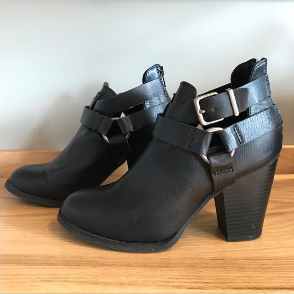 Express ankle booties